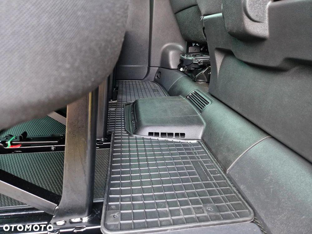 Renault Trafic 2.0 dCi - 36