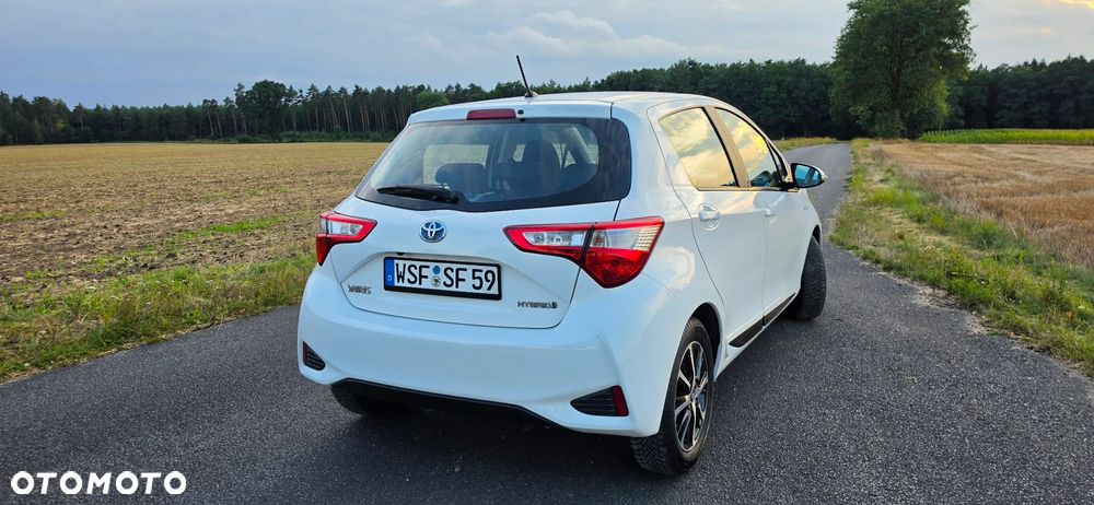 Toyota Yaris 1.5 VVT-i Team Deutschland - 7