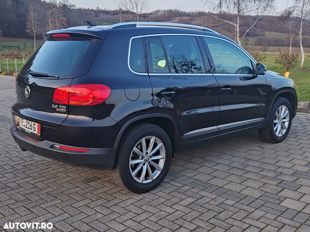 Volkswagen Tiguan 2.0 TDI SCR 4MOTION BlueMotion Technology DSG Lounge Sport & Style - 24