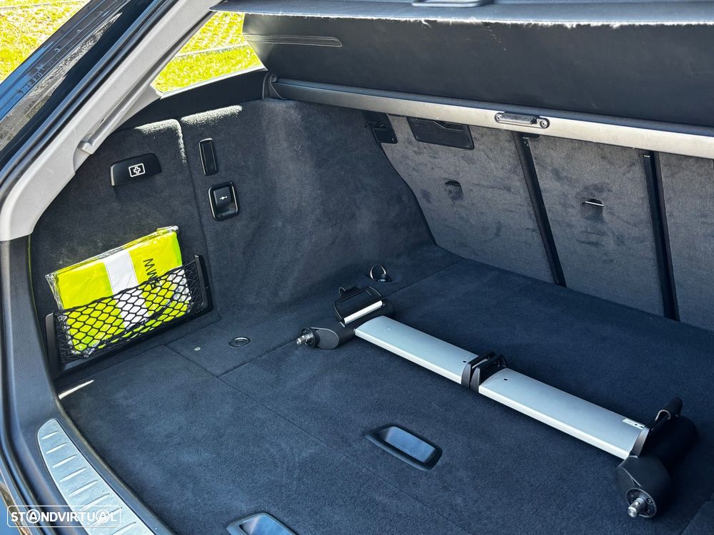 BMW 318 d Touring Advantage Auto - 12