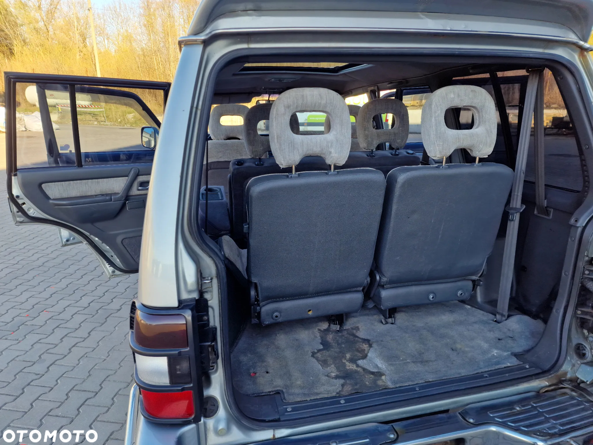 Mitsubishi Pajero - 16