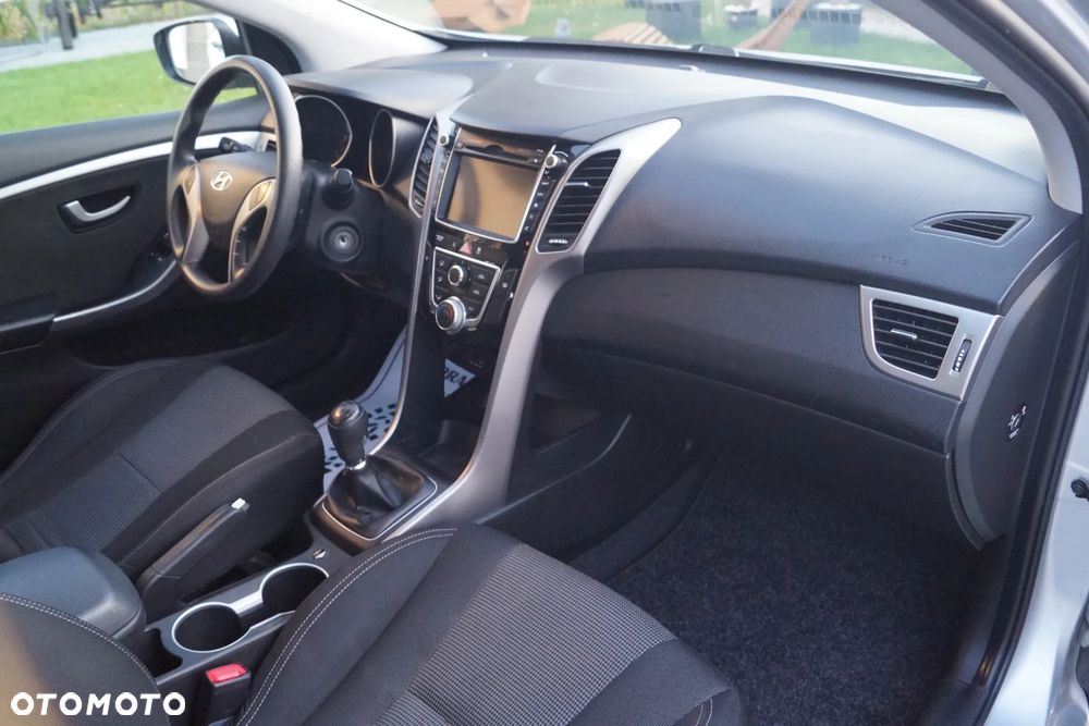 Hyundai i30 - 22
