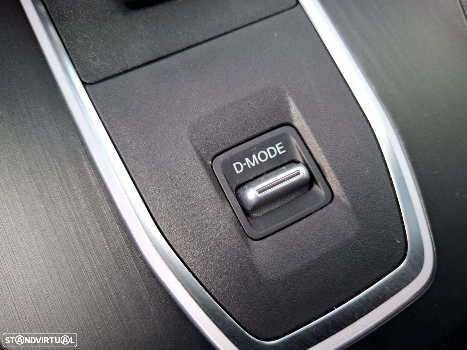 Nissan Qashqai 1.3 DIG-T N-Connecta LED+TT+SKY Xtronic - 22