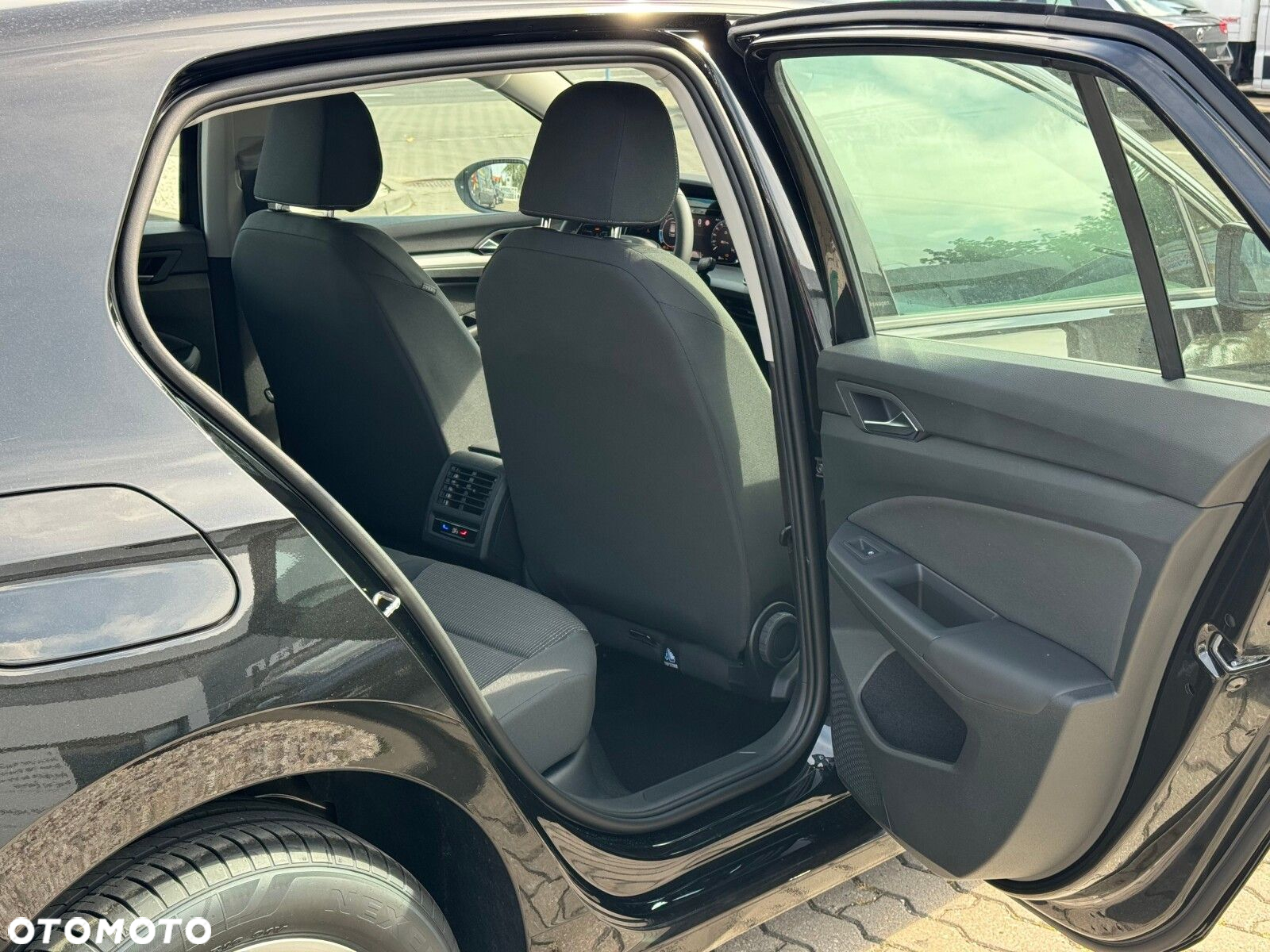 Volkswagen Golf VIII 2.0 TDI - 15