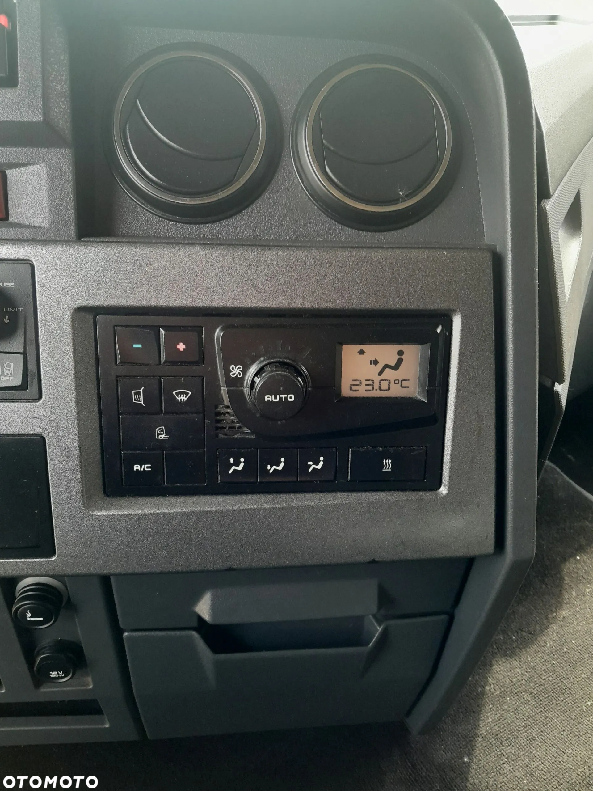 Renault T460 - 23