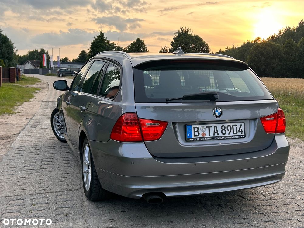 BMW Seria 3 316d Edition Luxury Line Purity - 8