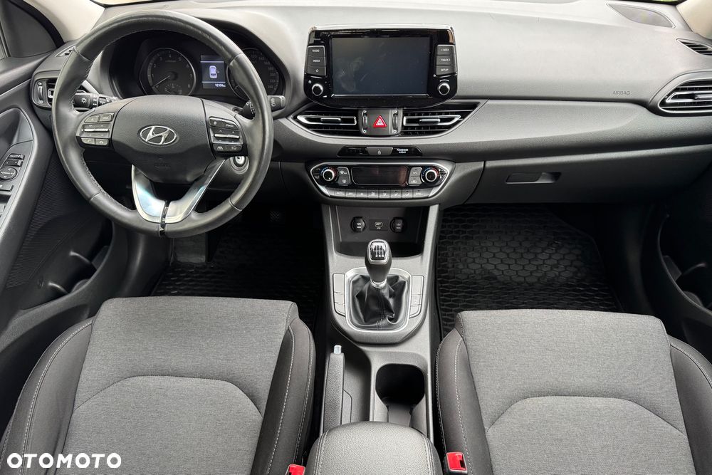 Hyundai i30 1.0 T-GDI Smart - 28