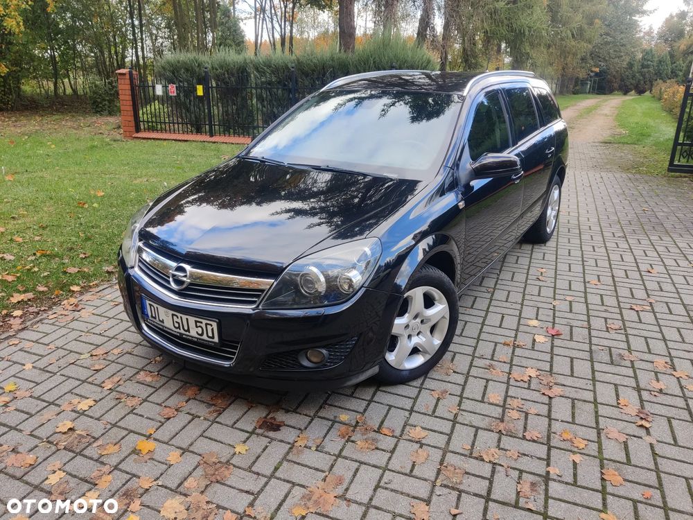 Opel Astra 1.6 Caravan Catch me - 1
