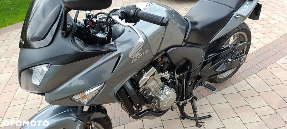 Honda CBF - 15
