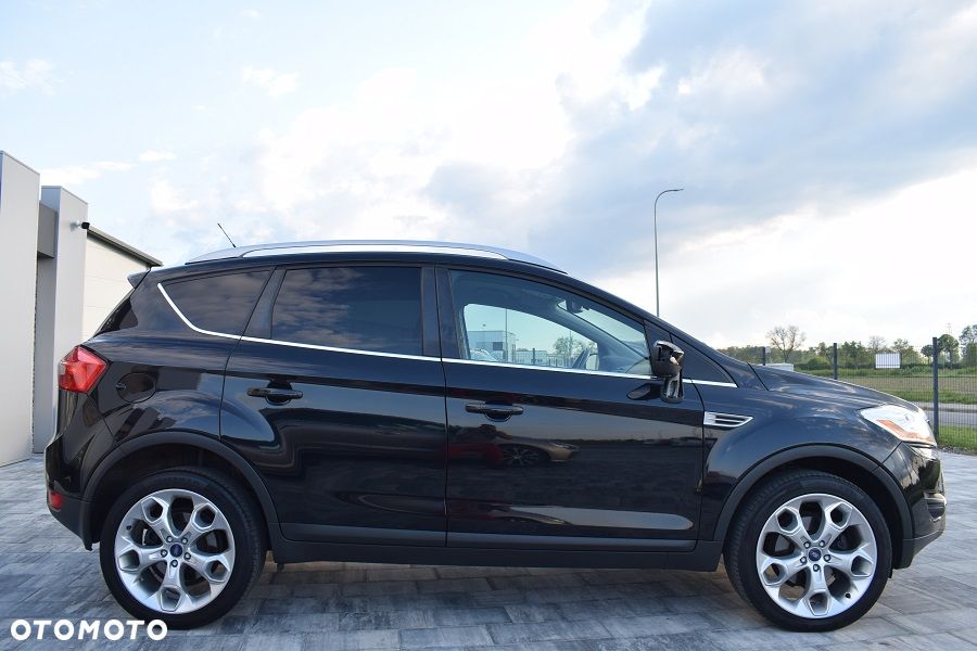 Ford Kuga 2.0 TDCi 2x4 Titanium - 27