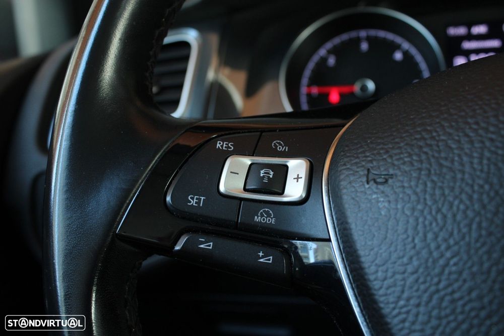 VW Golf Variant 1.6 TDi Highline - 16