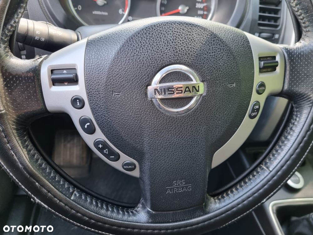 Nissan X-Trail - 10