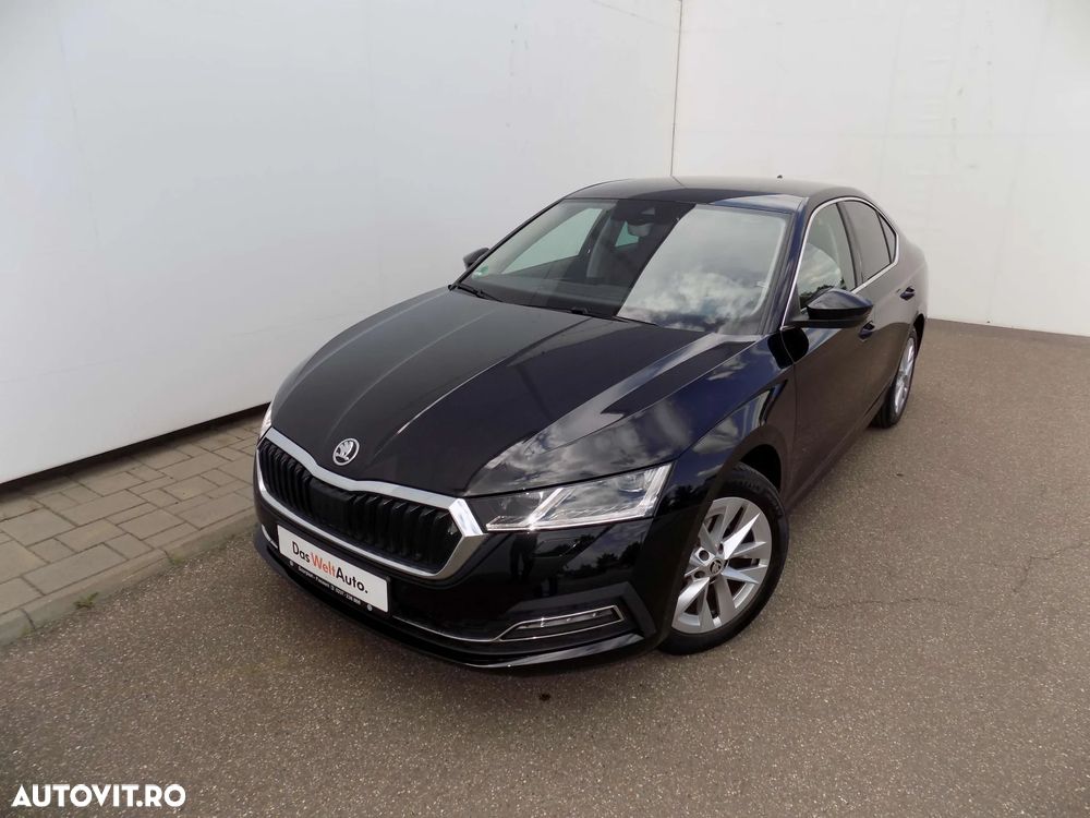 Skoda Octavia 2.0 TDI DSG First Edition - 1