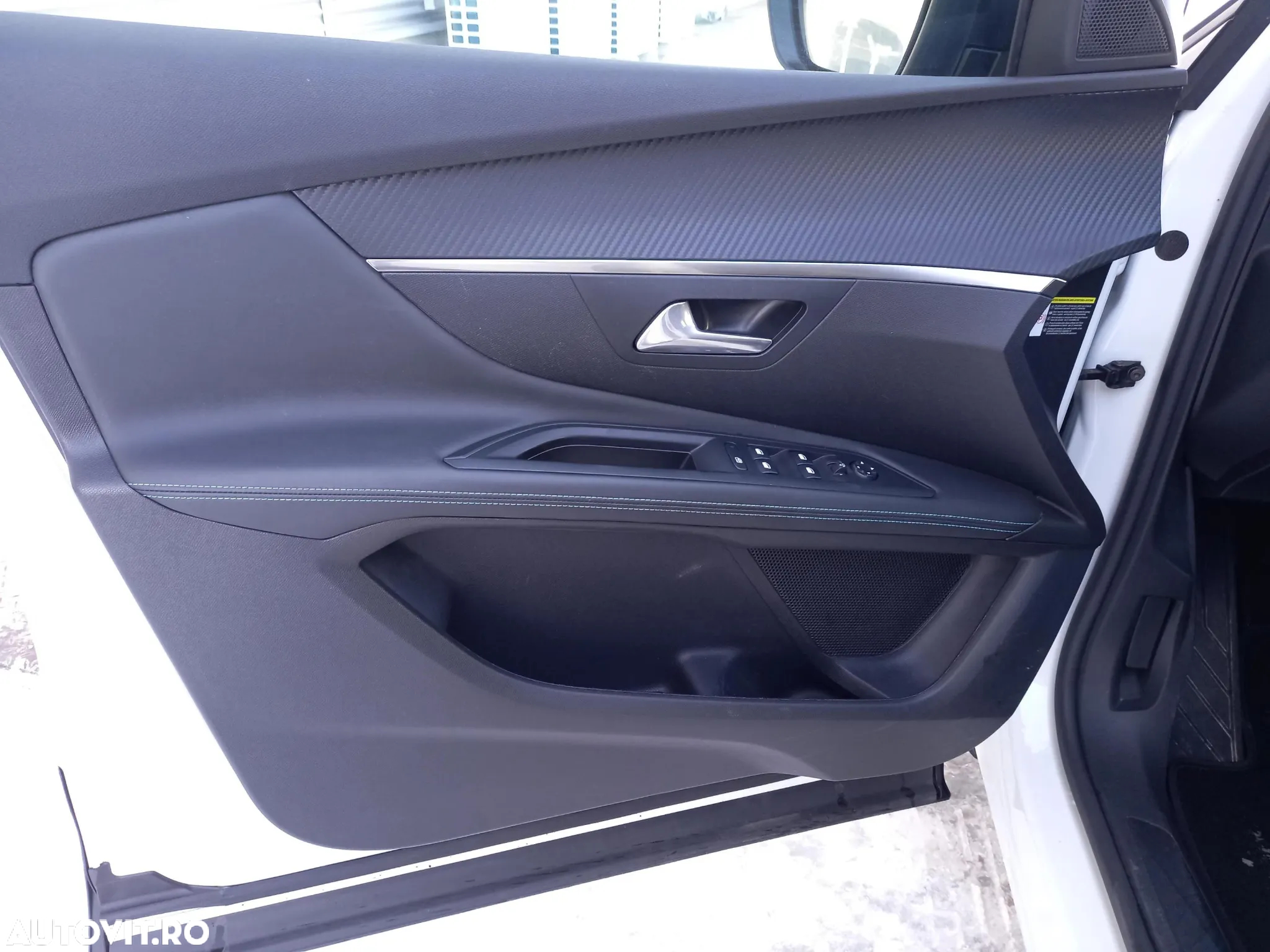Peugeot 3008 1.5 BlueHDI S&S EAT8 Allure - 19