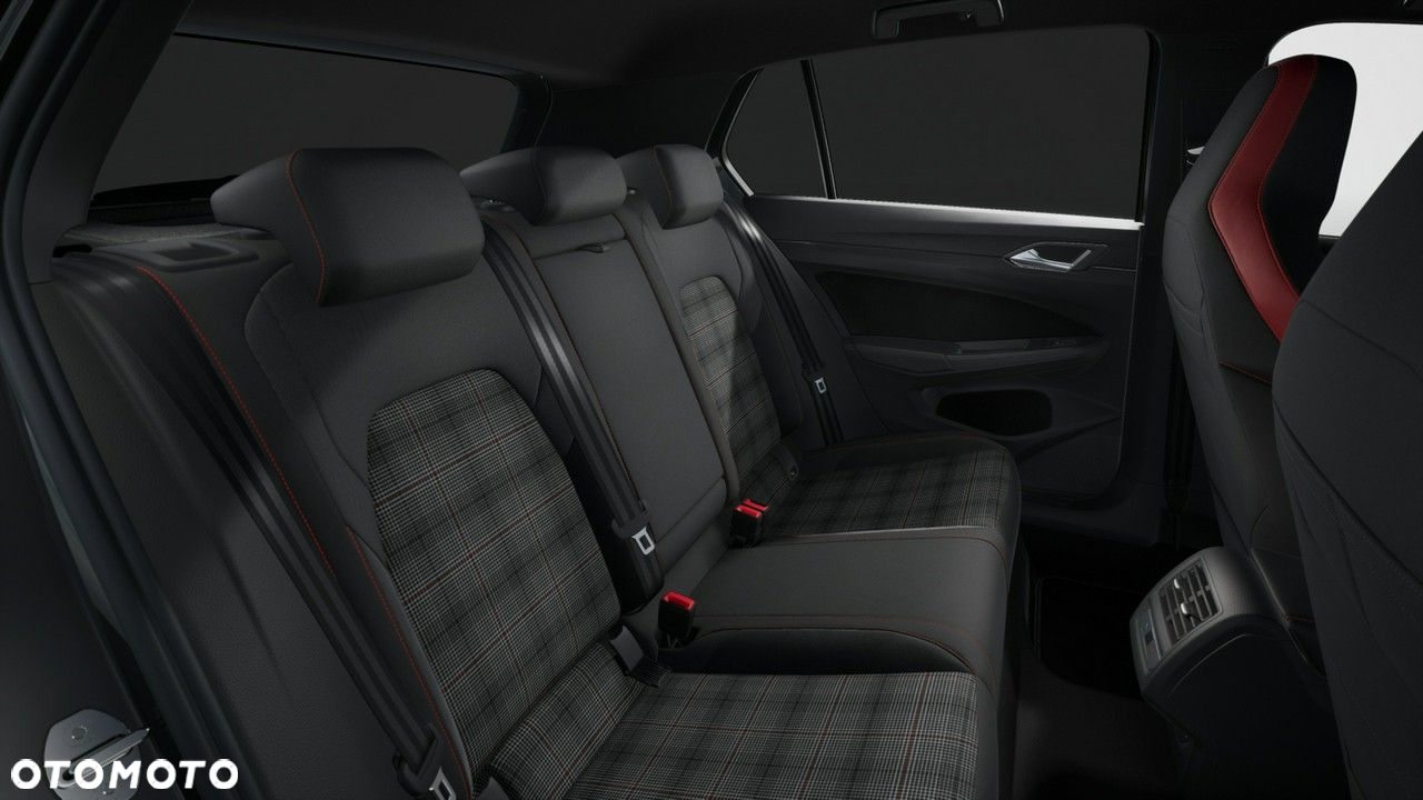 Volkswagen Golf - 13