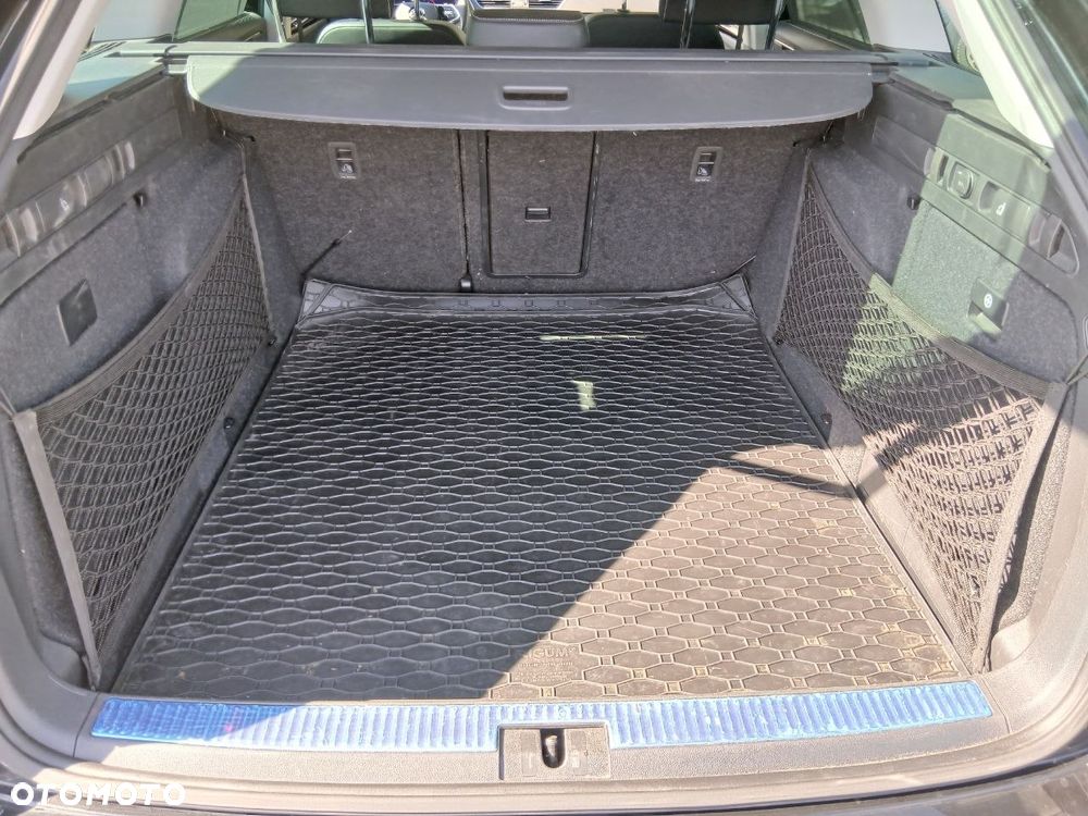 Skoda Superb 2.0 TDI SCR L&K DSG - 26
