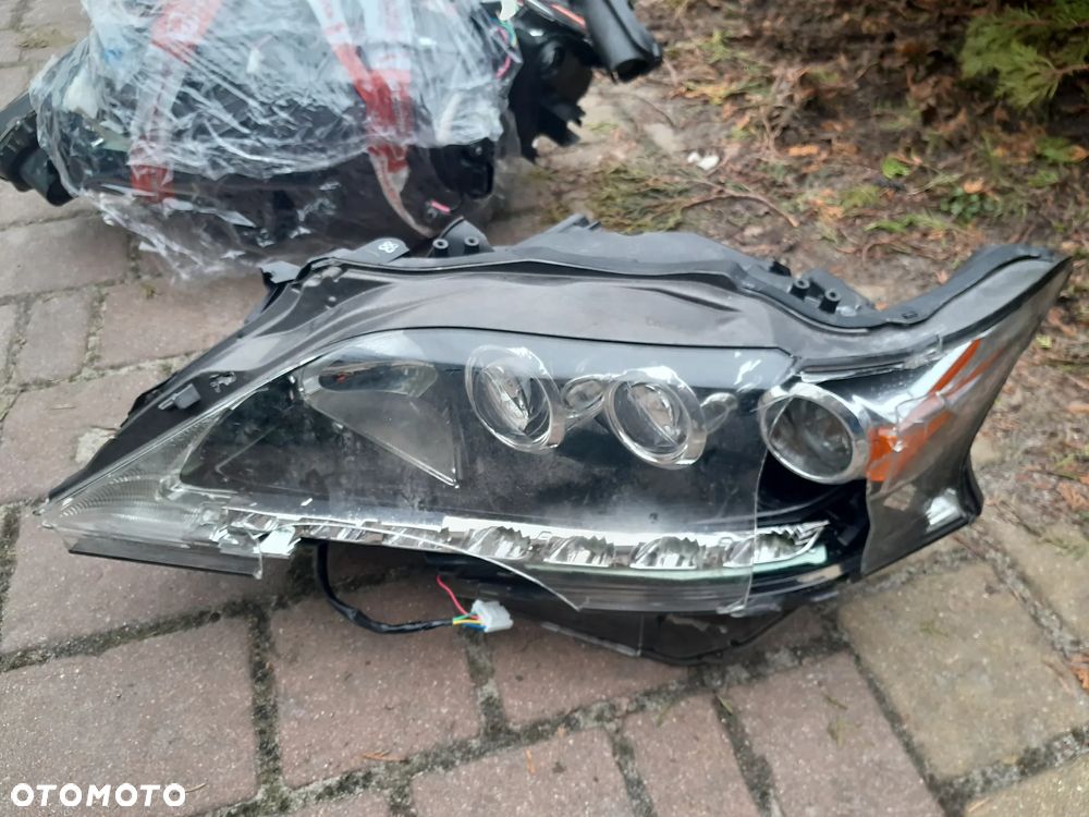 Lampa Przód Lexus RX450H, 12-15R LIFT, lewa,prawa uszkodzona na części - 5