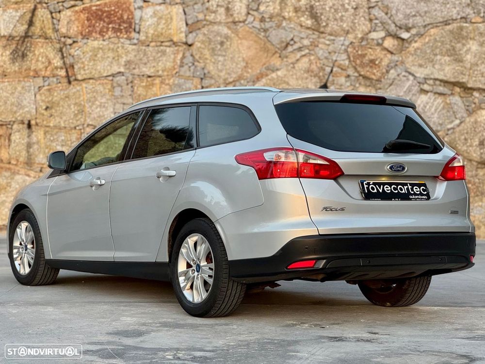 Ford Focus SW 1.6 TDCi Titanium - 15
