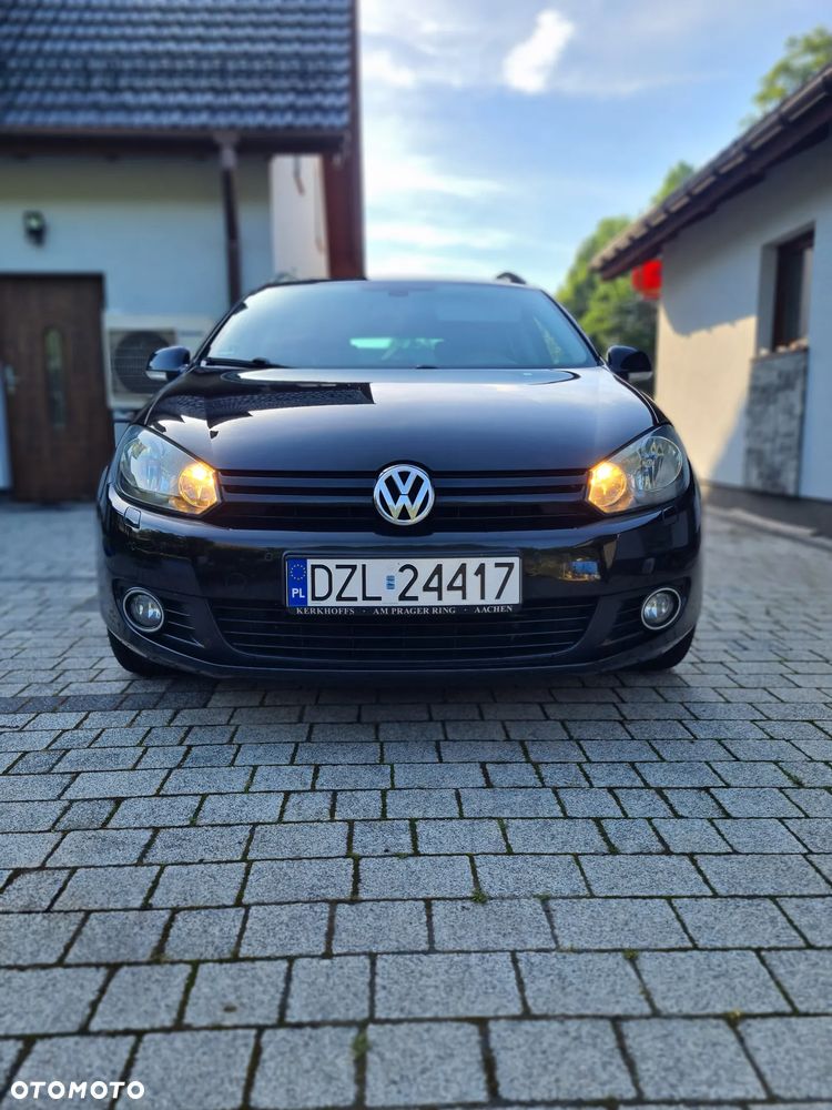 Volkswagen Golf 2.0 TDI DPF BlueMotion Technology MATCH - 2