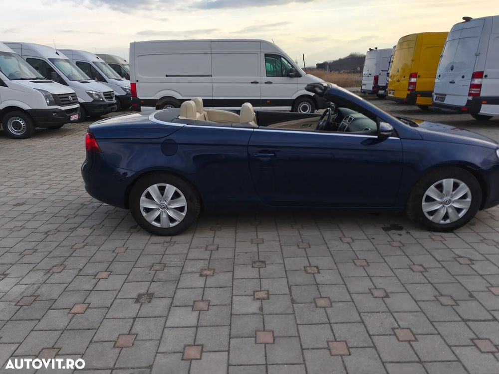 Volkswagen Eos 2.0 TDI DPF DSG BlueMotion Technology Sport & Style - 5