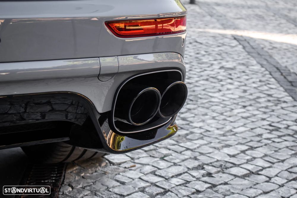 Porsche Cayenne S E-Hybrid - 8