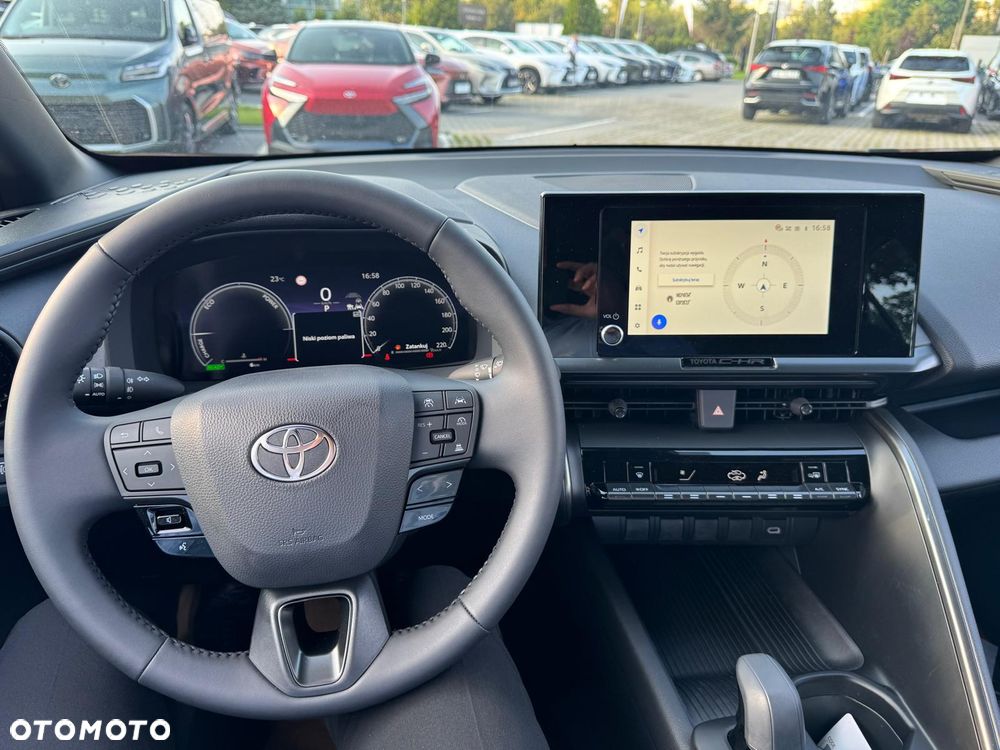 Toyota C-HR - 8