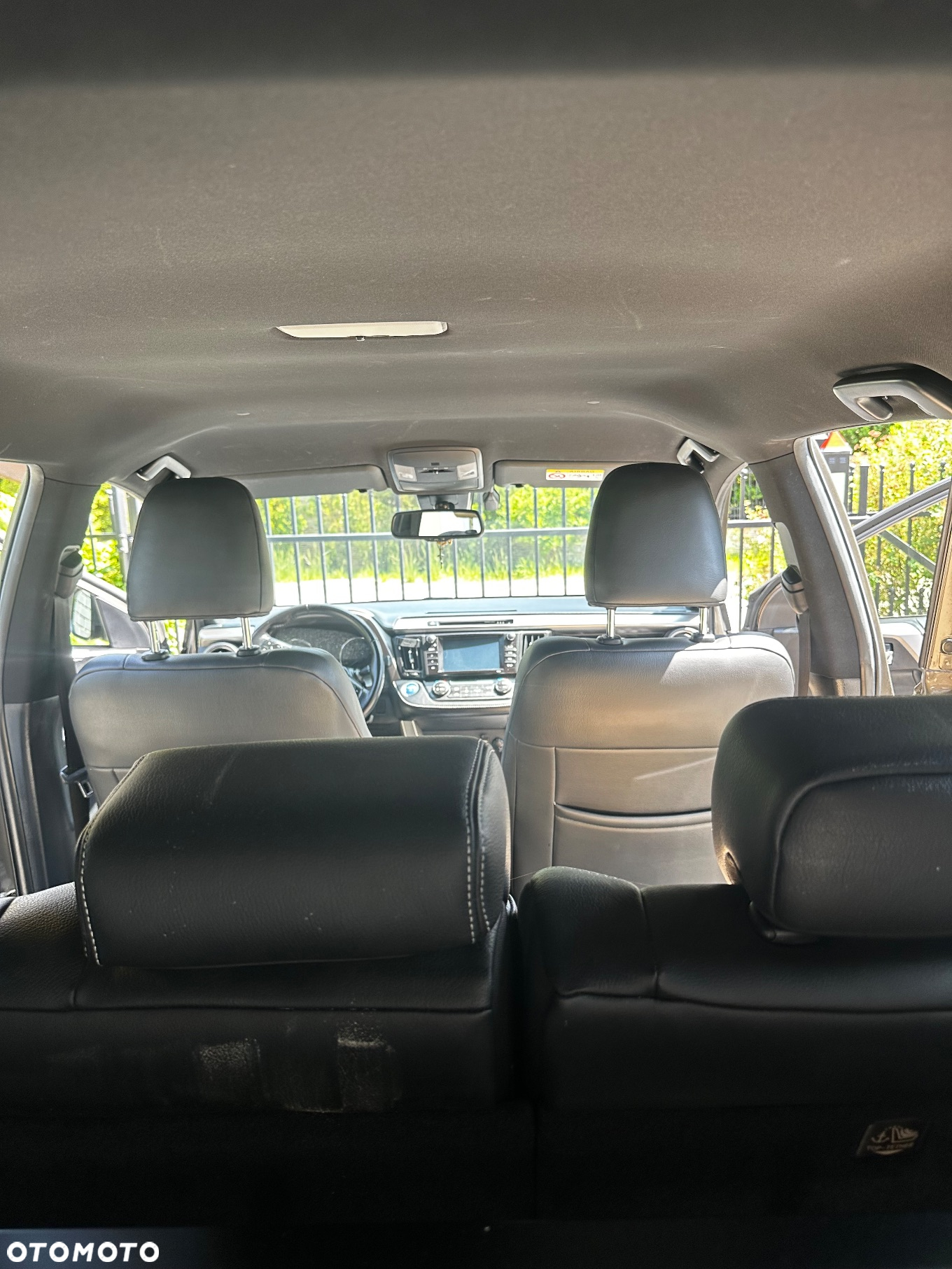 Toyota RAV4 Hybrid Premium 4x4 - 18