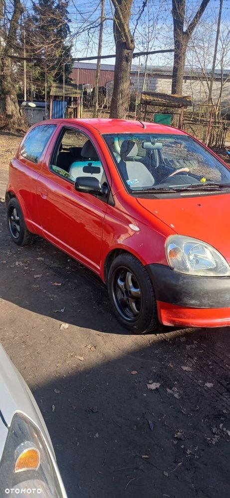 Toyota Yaris - 2