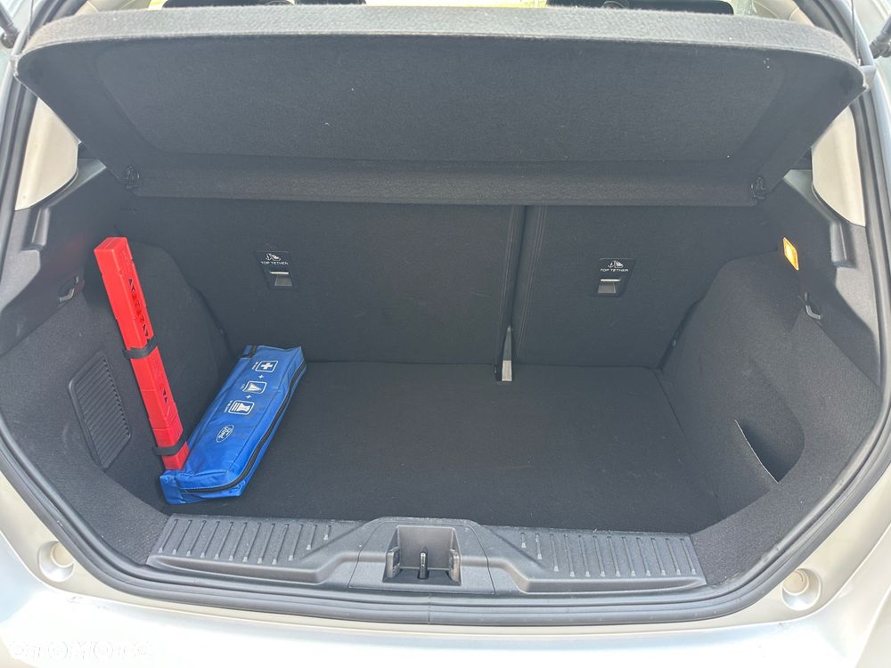 Ford Fiesta 1.1 S&S TITANIUM - 8
