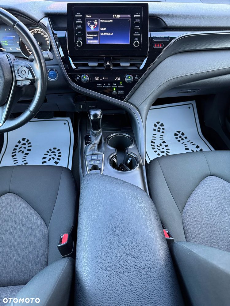 Toyota Camry 2.5 Hybrid Comfort CVT - 6