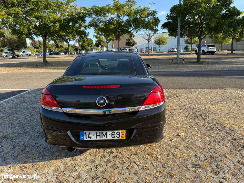 Opel Astra Cabrio 1.9 CDTI Cosmo - 4