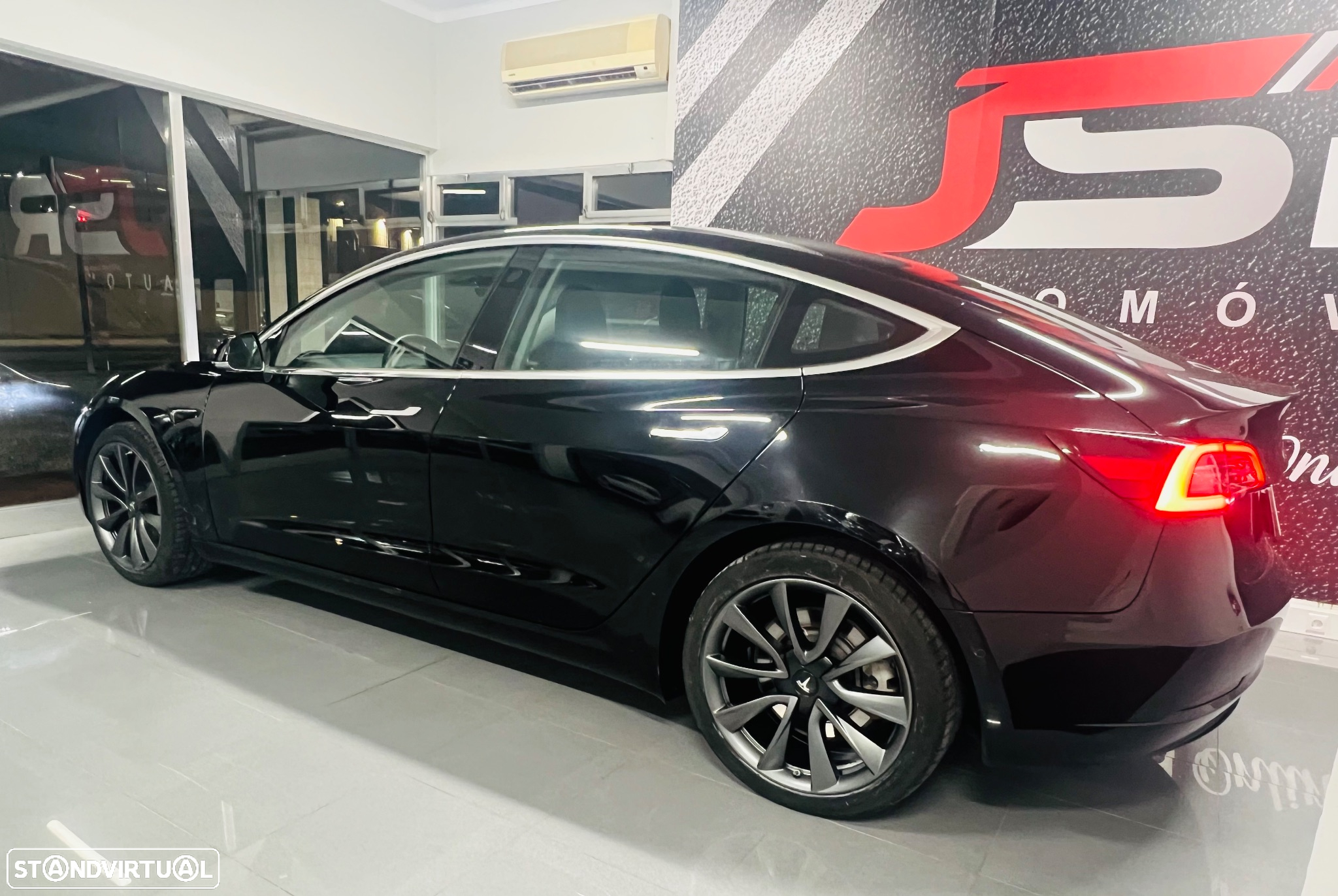 Tesla Model 3 Standard Range Plus RWD - 15