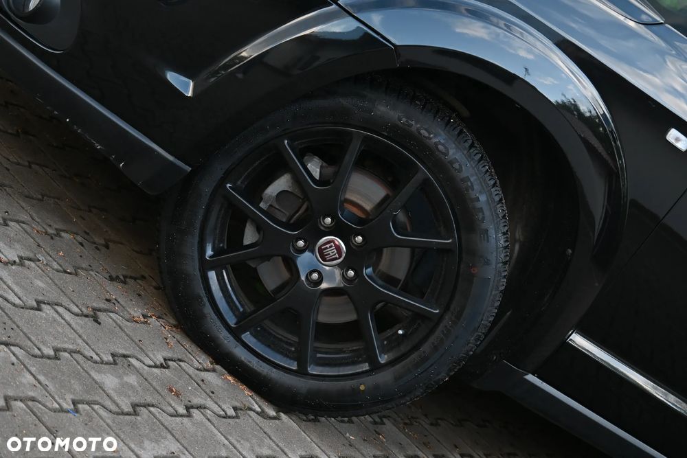 Fiat Freemont 2.0 Multijet 16V DPF Automatik Allrad Black Code - 6