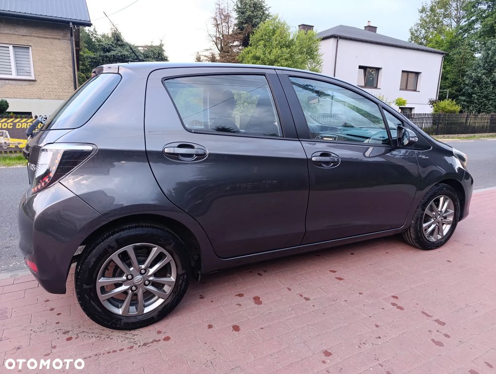 Toyota Yaris 1.33 Dynamic - 30
