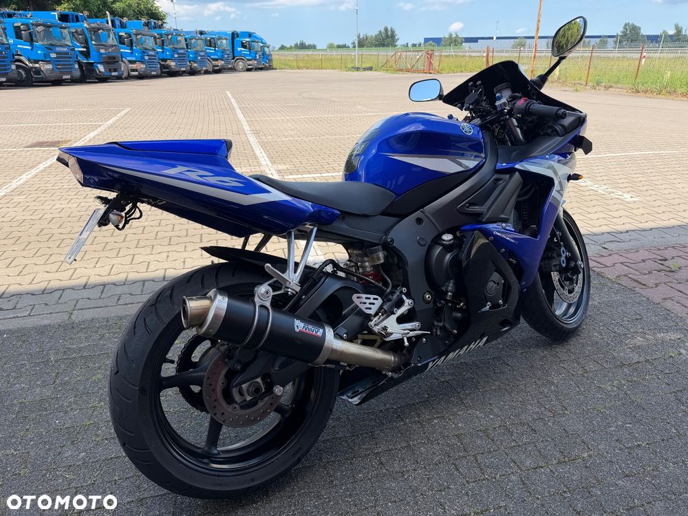 Yamaha R6 - 5