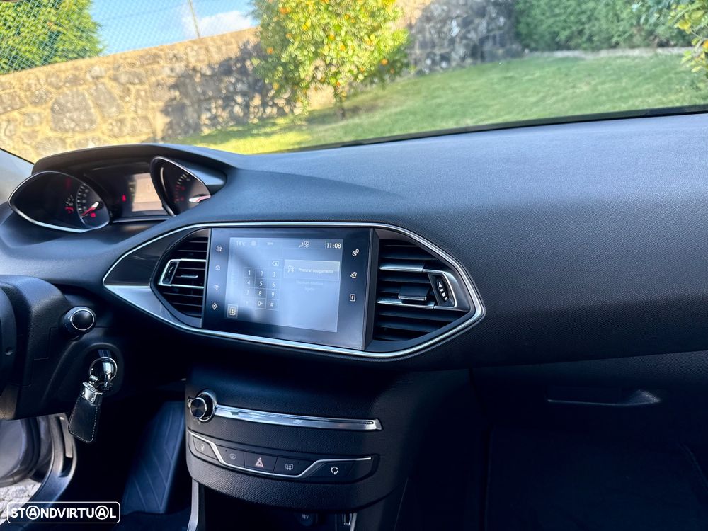 Peugeot 308 SW 1.6 BlueHDi GT Line - 34