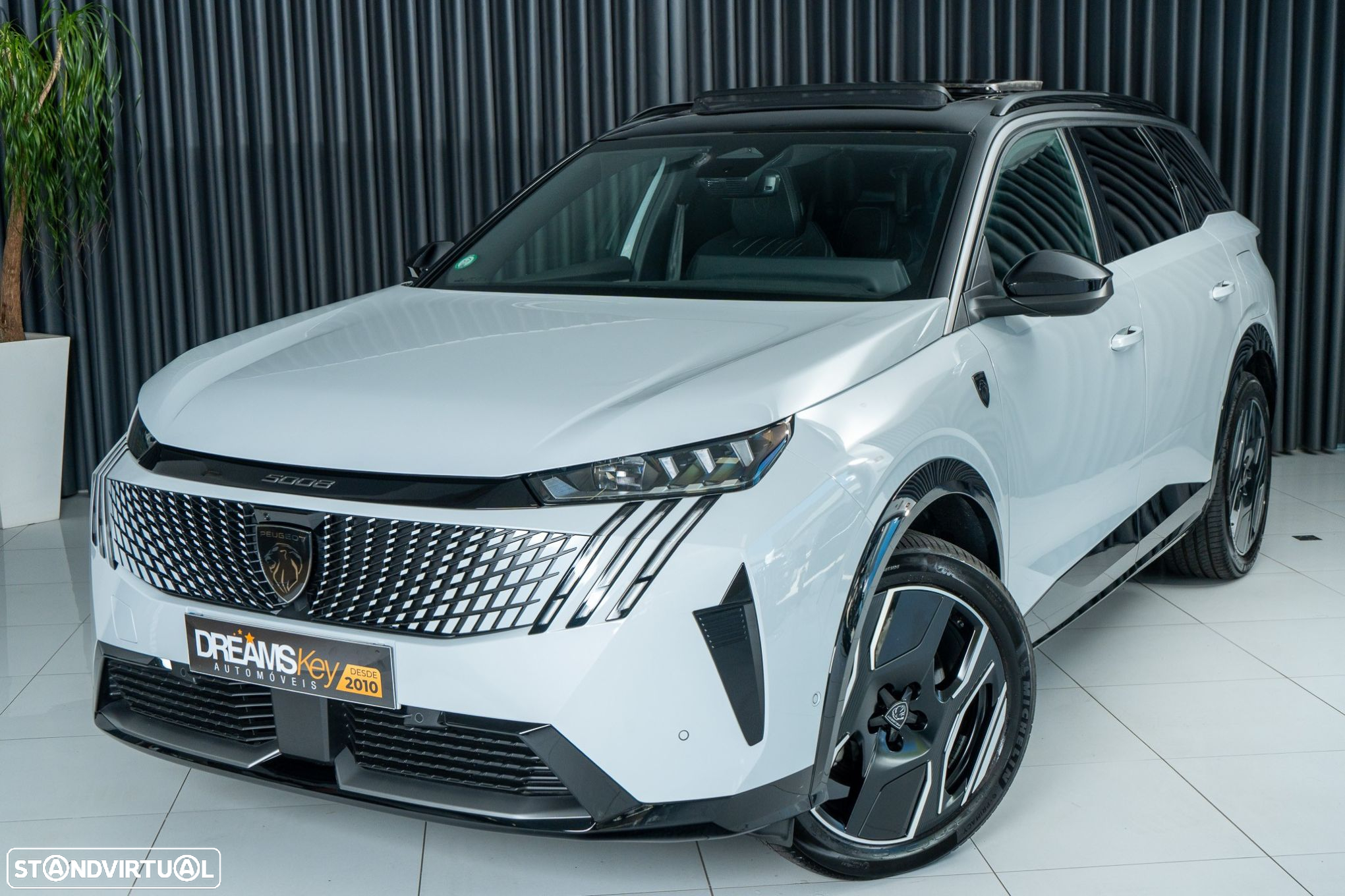 Peugeot E-5008 73 kWh GT - 39