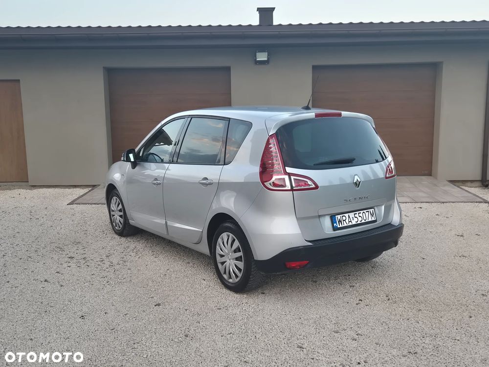 Renault Scenic 2.0 16V 140 CVT Luxe - 10