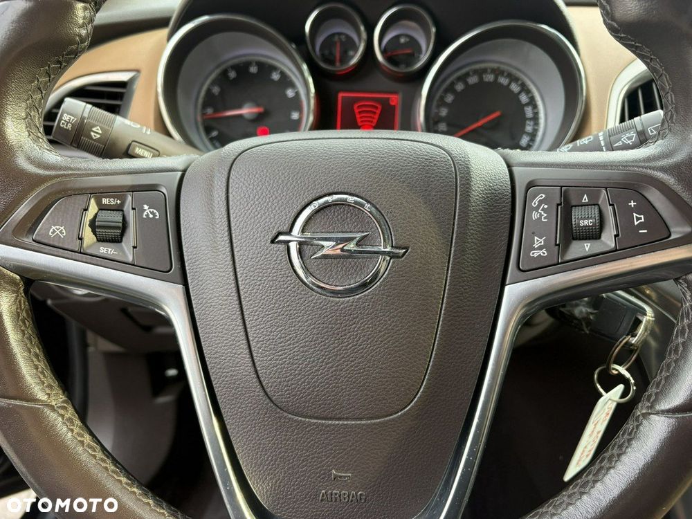 Opel Astra - 25