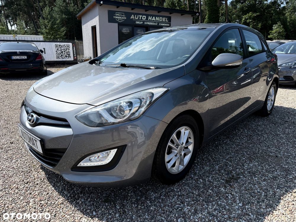 Hyundai i30 1.6 Automatik Style - 1