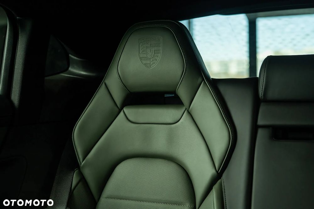 Porsche Panamera 4 - 37
