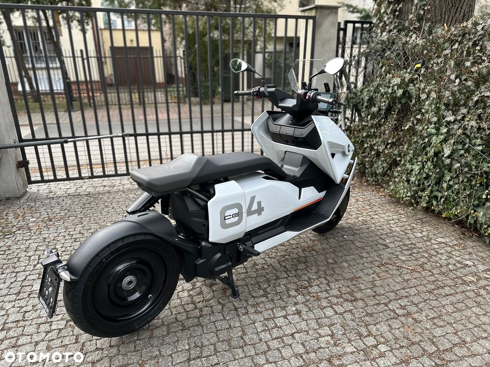BMW CE 04 - 9