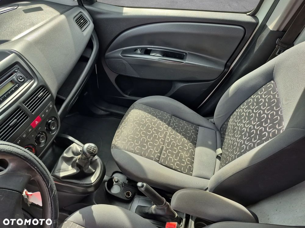 Fiat Doblo 1.3 Multijet 16V Active - 10