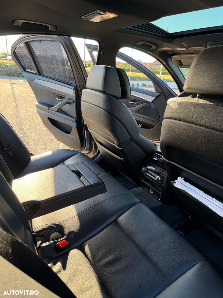 BMW Seria 5 530d Aut. - 9