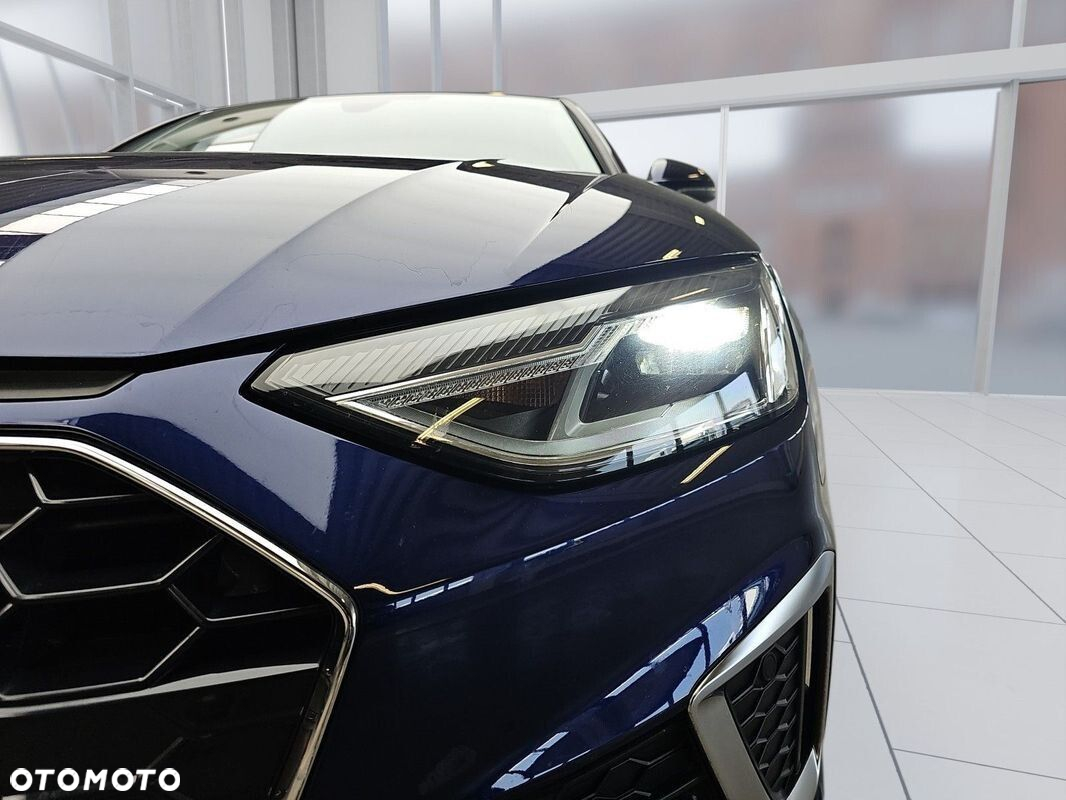 Audi A4 40 TDI S Line S tronic - 35