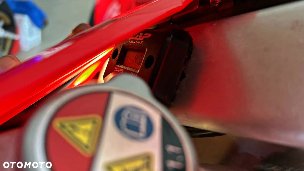 Honda CRF - 32
