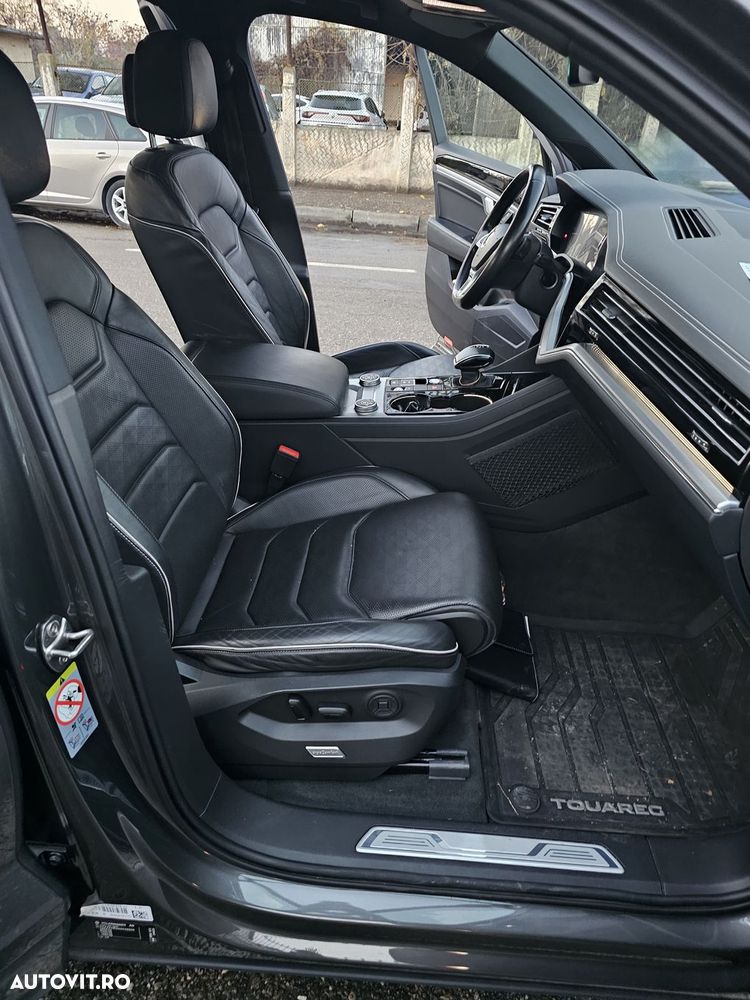 Volkswagen Touareg 3.0 V6 TDI 4Motion DPF Automatik R-Line - 12