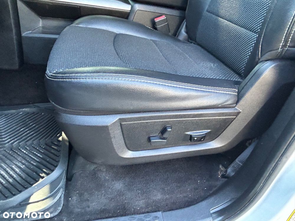 Dodge RAM - 22