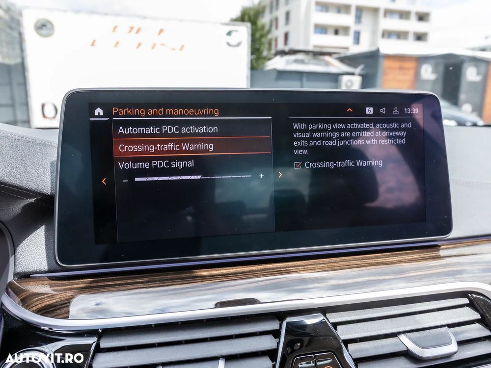 BMW Seria 5 520i AT MHEV - 27