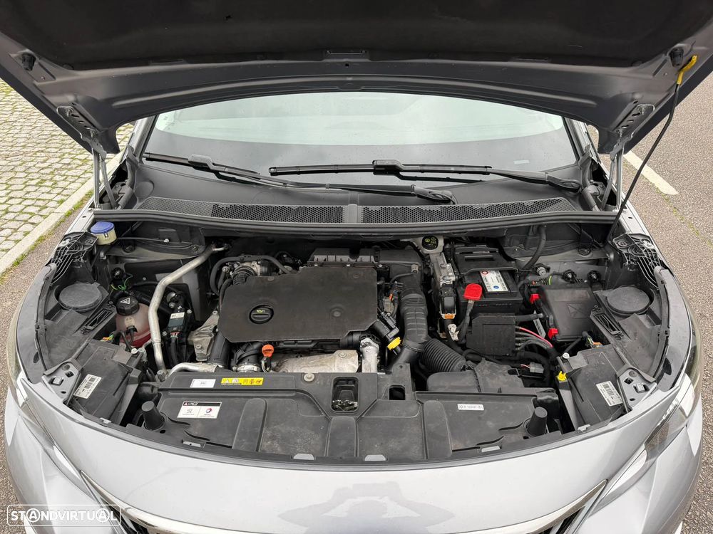 Peugeot 5008 BlueHDI 130 EAT8 Allure - 27